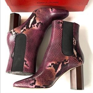 NWT Donald J. Pliner leather boots